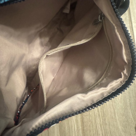 Kipling Brand Crossbody Bag - Picture 3 of 7